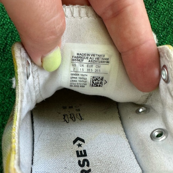 Converse All Star Little Girl Size 2 Tie Dye Low Top Sneakers - Picture 6 of 9